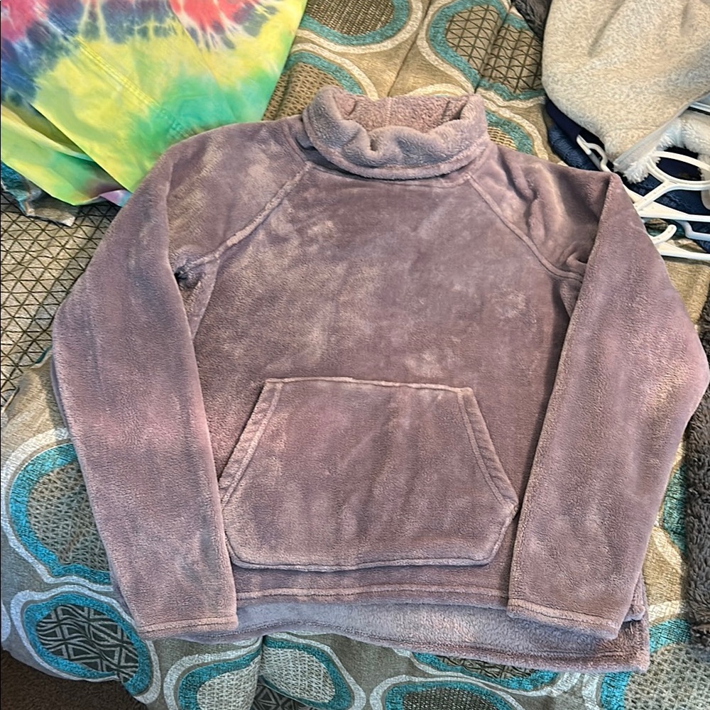 Lavender Fleece Pullover with Pocket